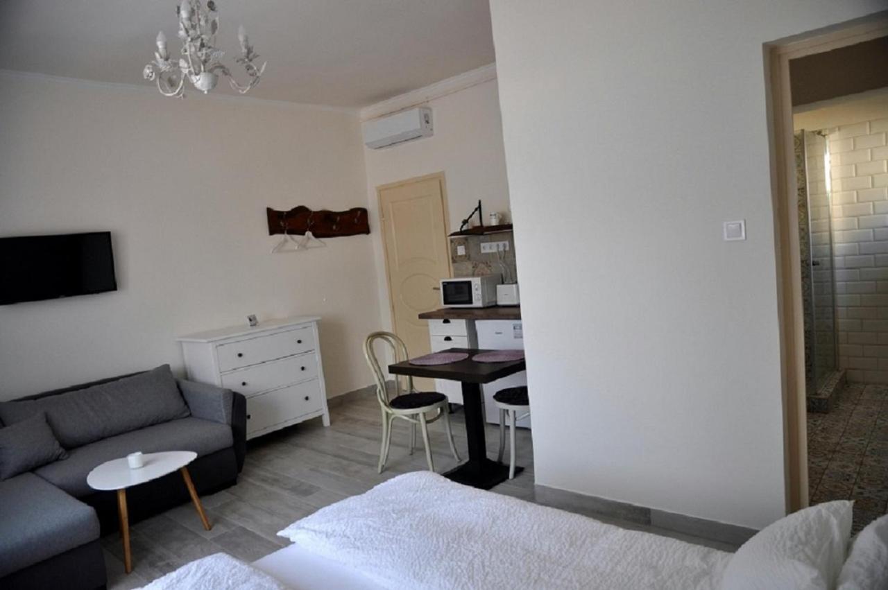 River Apartment Makó المظهر الخارجي الصورة