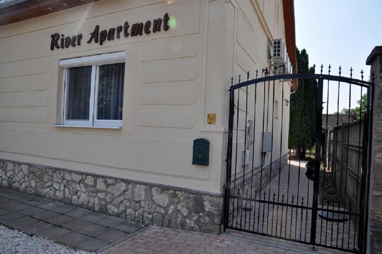 River Apartment Makó المظهر الخارجي الصورة